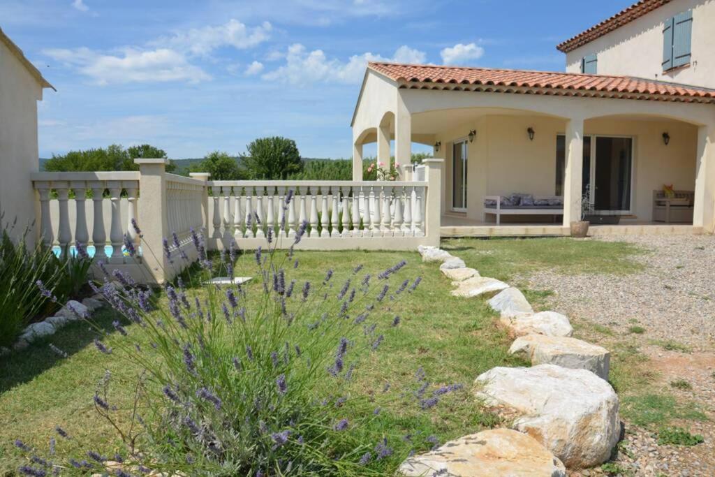Апартаменти Vue Sainte Victoire, Proche Aix-En-Provence Pourrieres Екстер'єр фото